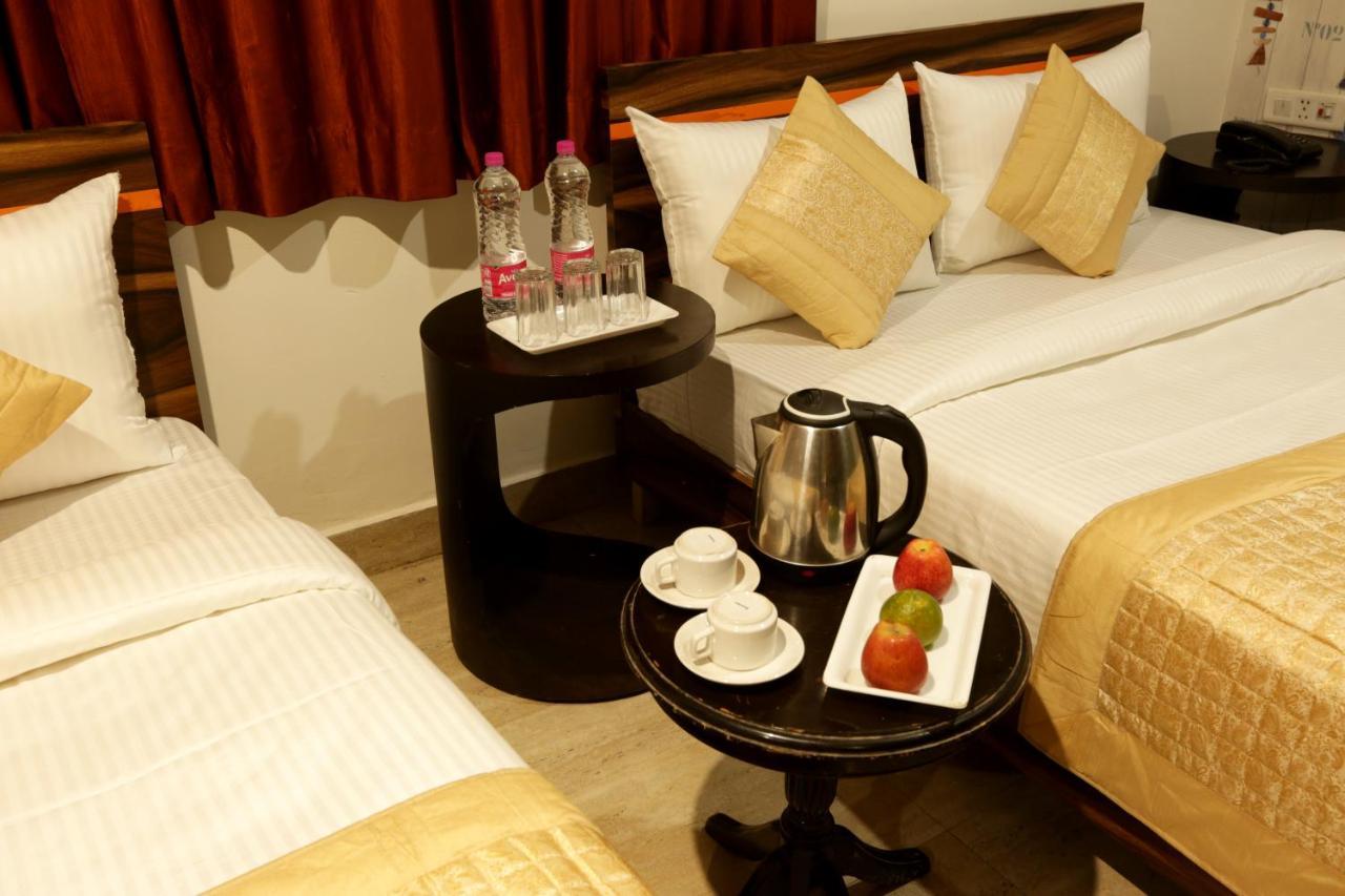 Hotel Emerald Suites At Airport Νέο Δελχί Εξωτερικό φωτογραφία