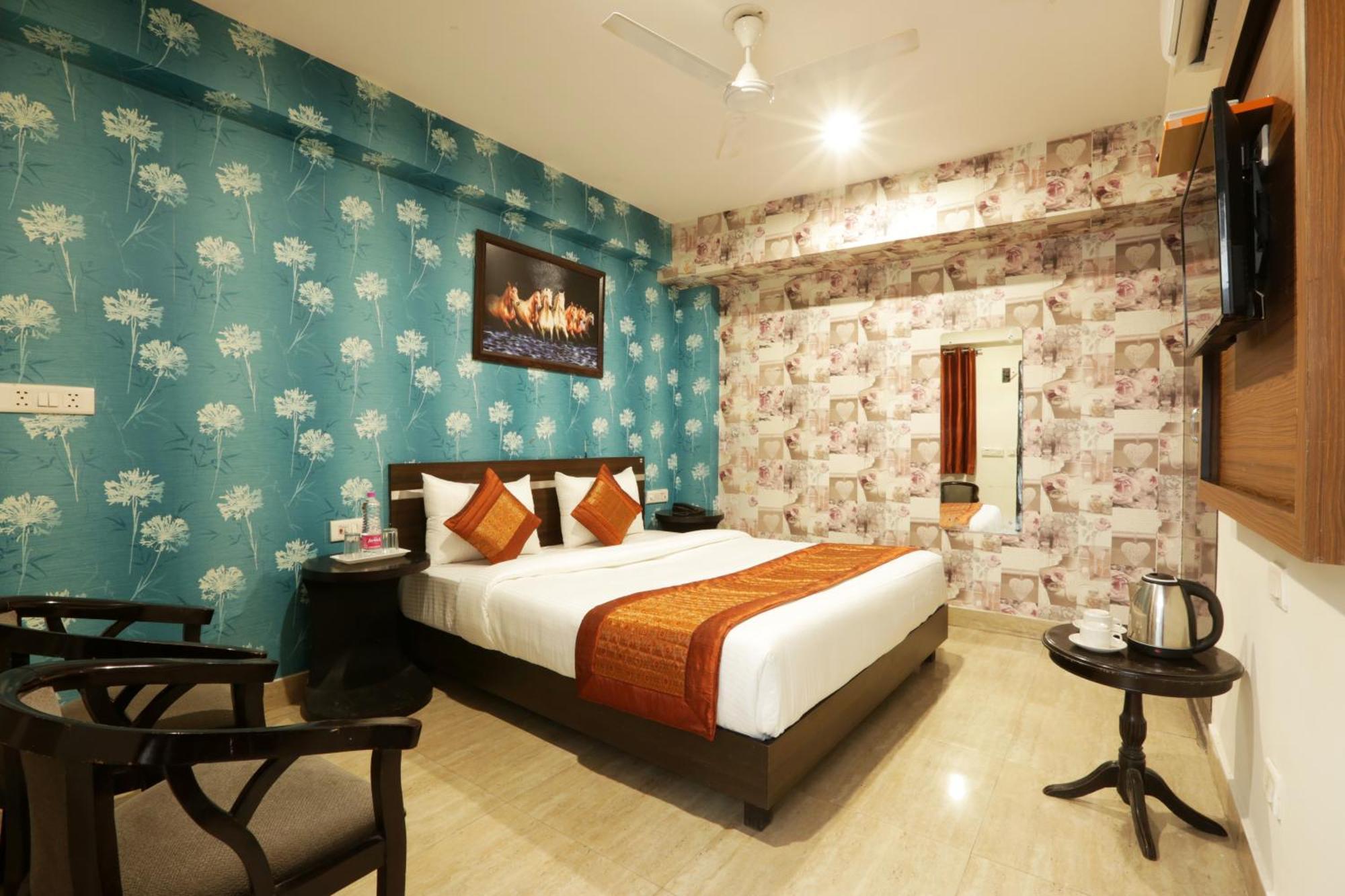 Hotel Emerald Suites At Airport Νέο Δελχί Εξωτερικό φωτογραφία