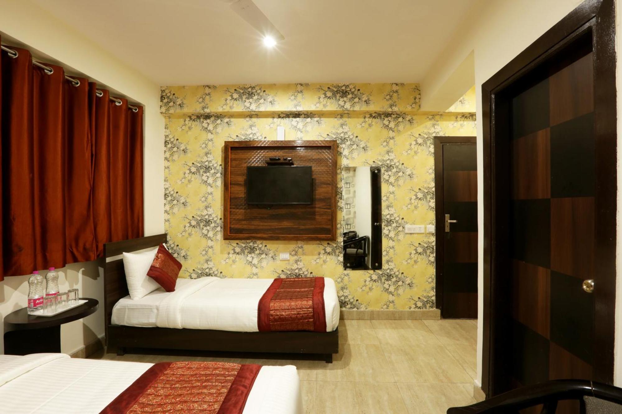 Hotel Emerald Suites At Airport Νέο Δελχί Εξωτερικό φωτογραφία