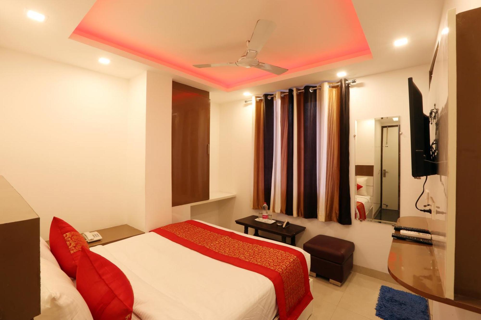 Hotel Emerald Suites At Airport Νέο Δελχί Εξωτερικό φωτογραφία